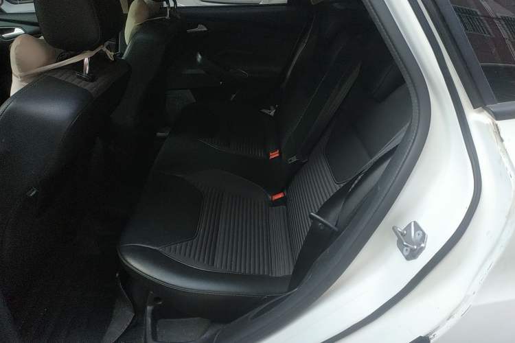 Used Ford Focus 2018 Hatchback Classic 1.6L Automatic Trendy SmartDrive Edition Left Rear Seat