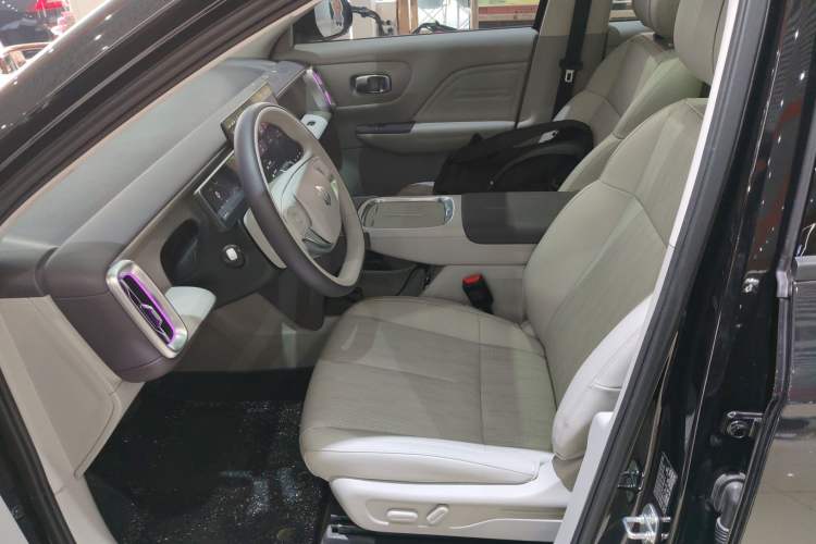 Used Leapmotor B10 2025 510 Joyful Edition
