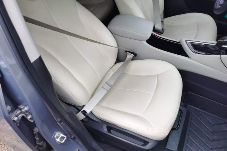 Used Buick GL6 2019 18T 6-Seater Elite Version China VI Standard
