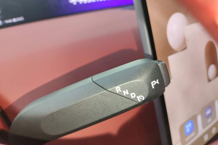 Used Avatr 12 2025 Updated Ultra All-Electric Four-Wheel Drive Gear Lever