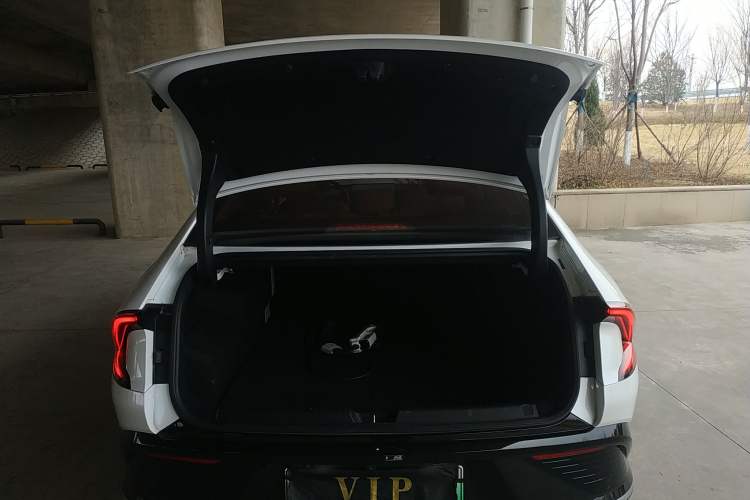 Used Wuling Xingguang 2024 Co-Creation Edition 150 Advanced Model