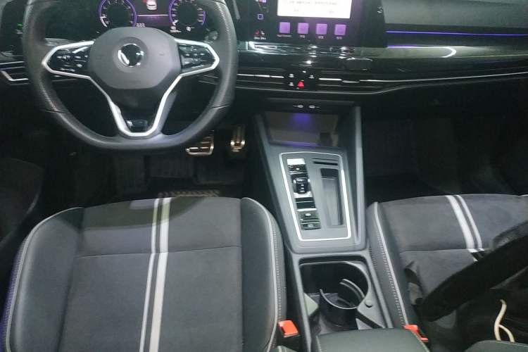 Used Volkswagen Golf 2021 280TSI DSG R-Line
