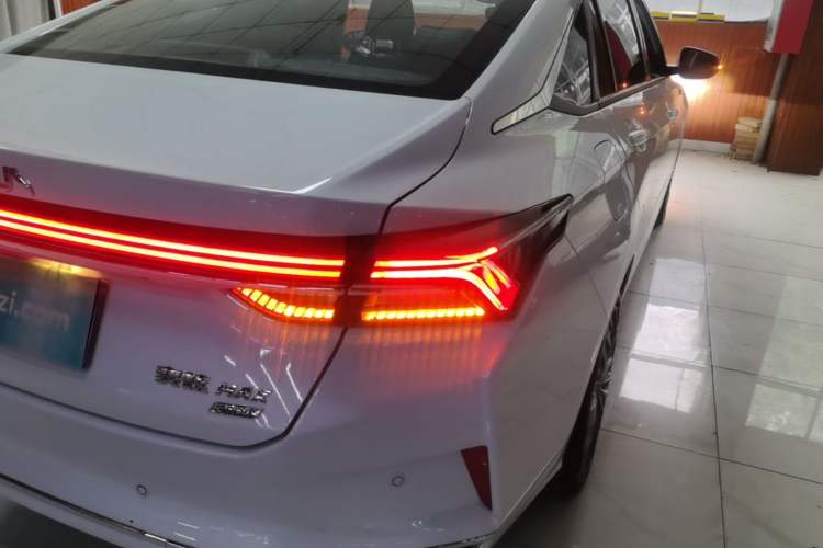 Used Dongfeng Aeolus Yixuan MAX 2023 1.5T Super-Powered Dad Edition