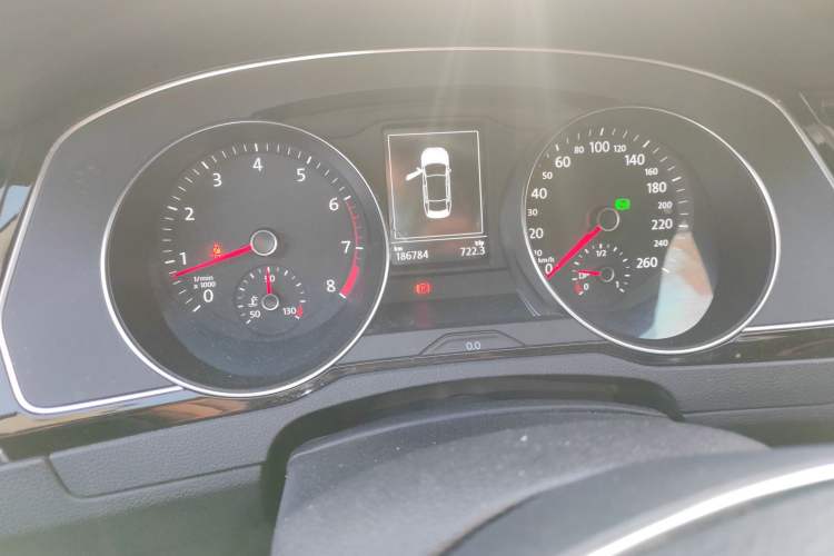 Used Volkswagen Magotan 2018 330TSI DSG Luxury Model Instrument Cluster