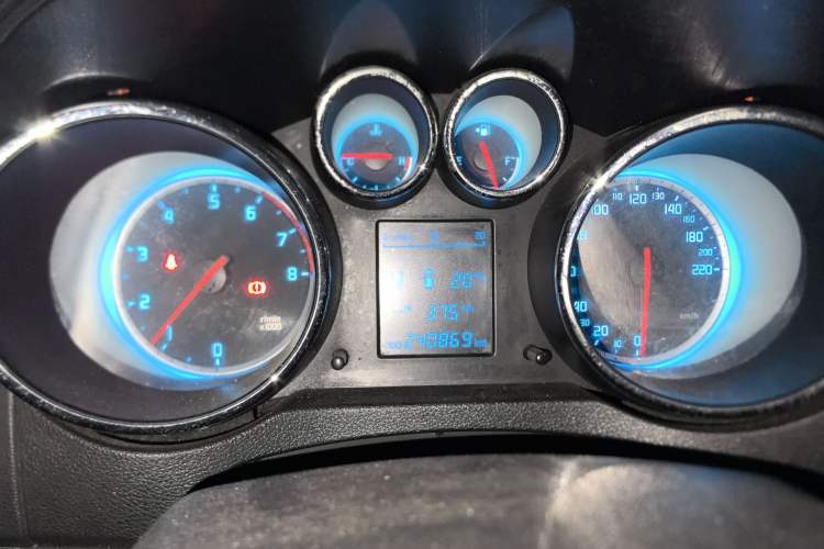 Used CHANGAN CS35 2015 1.6L Automatic Luxury Model China IV Standard Instrument Cluster