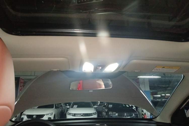 Used CHANGAN Eado 2023 Changan Edition PLUS Blue Whale NE 1.4T GDI DCT Prestige Version Headliner