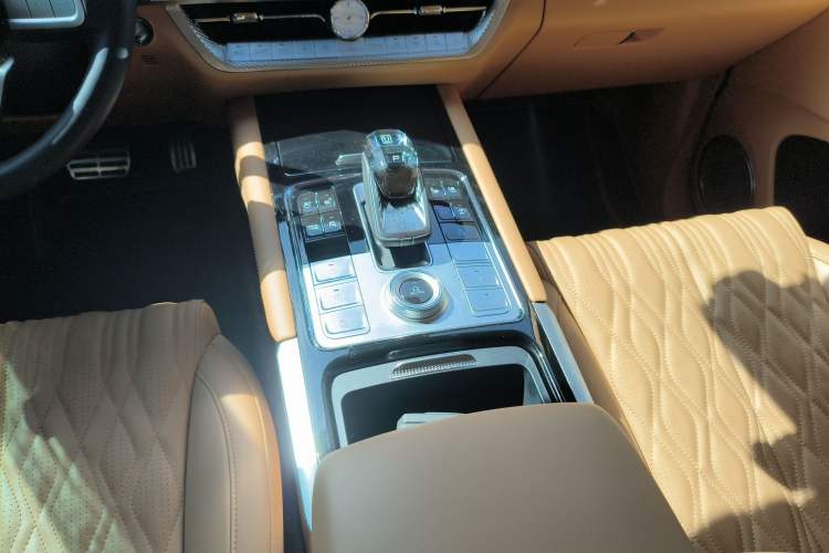 Used Tank 500 New Energy 2024 Hi4-T
