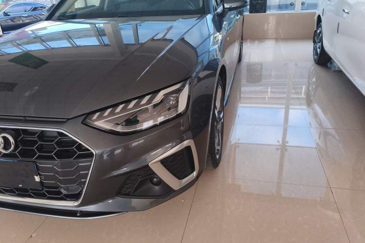 Used Audi A4L 2020 40 TFSI Luxury Dynamic Model