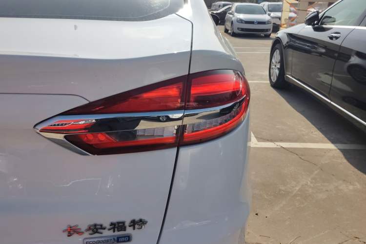 Used Ford Mondeo 2020 EcoBoost 180 Stylish Model
