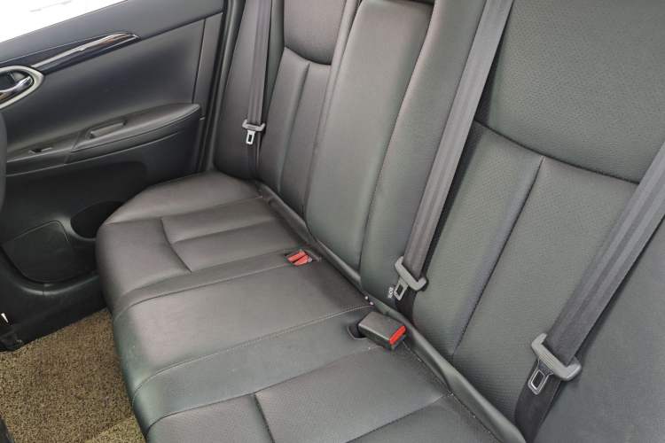 Used Nissan Sylphy 2021 Classic 1.6XL CVT Luxury Edition Left Rear Seat