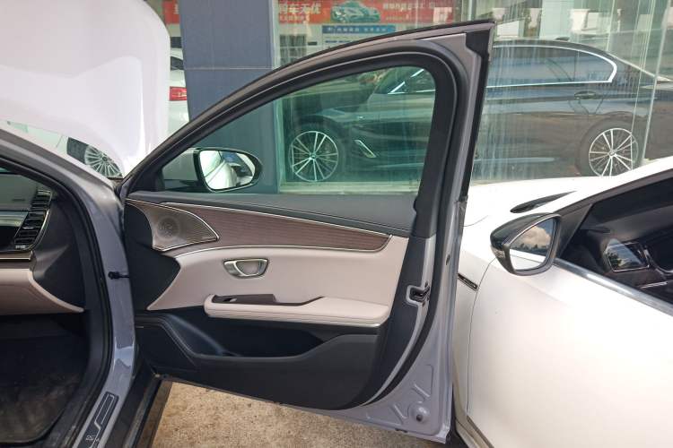 Used BYD Han 2025 DM-i 125KM LiDAR-Powered Intelligent Driving Model