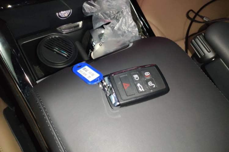 Used Land Rover Range Sport 2024 400PS Dynamic SE Vehicle Key