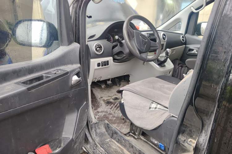 Used JAC Refine M3 2022 PLUS IKEA Edition 1.8L Comfort Version Driver Seat