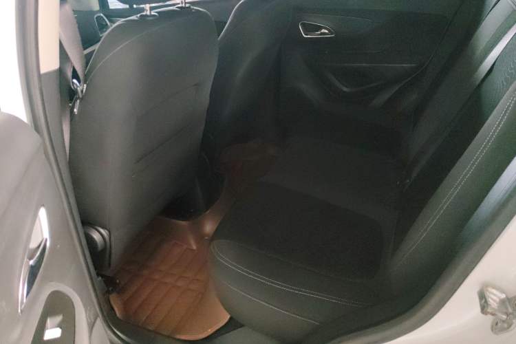 Used Buick Encore 2014 1.4T Automatic Two-Wheel Drive Urban Elite Model Left Rear Seat