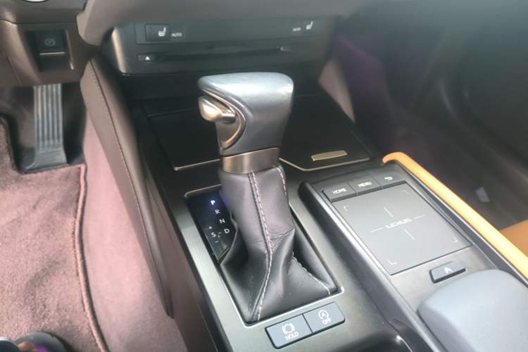 Used Lexus ES 2021 260 Excellence Edition