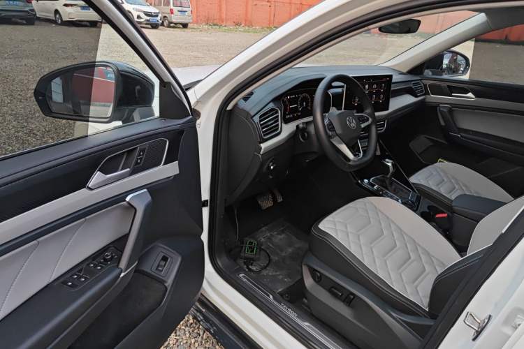 Used Volkswagen Tayron 2023 280TSI Two-Wheel-Drive Luxury Plus Advanced Version
