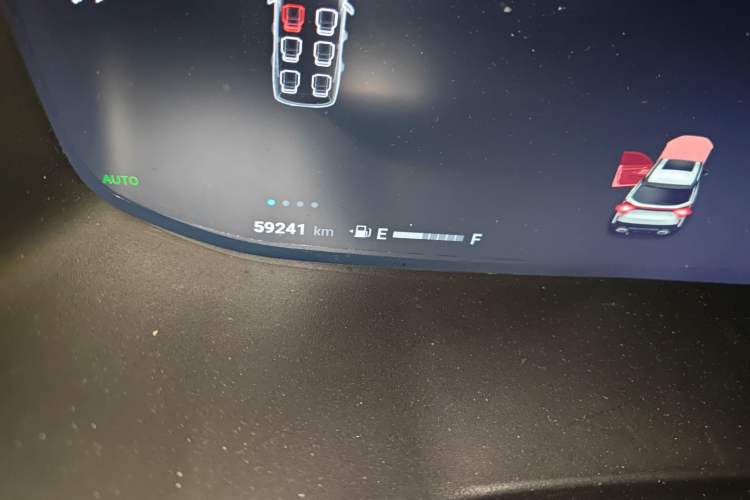 Used SAIC MAXUS Territory 2023 2.0T Cross-Country Flagship Edition 6 Seats
