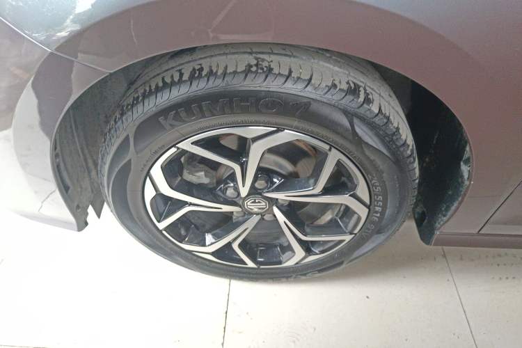 Used MG 5 2021 Revised Version 180 DVVT CVT Youth Luxury Edition