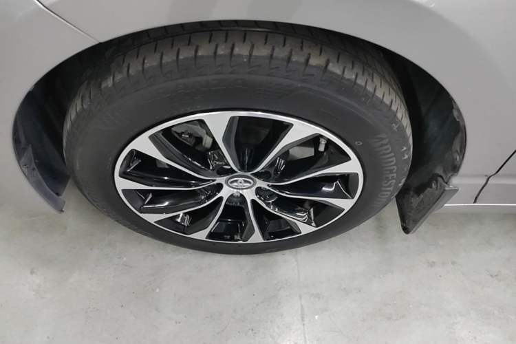 Used Toyota Avalon 2023 2.0L Progressive Edition
