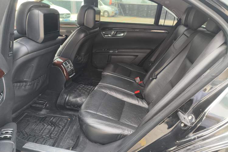 Used Mercedes-Benz S-Class 2011 S 350 L CGI 4MATIC
