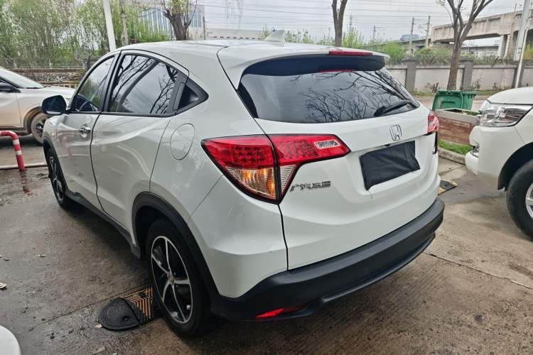 Used Honda Vezel 2020 1.5L CVT Pioneer Edition
