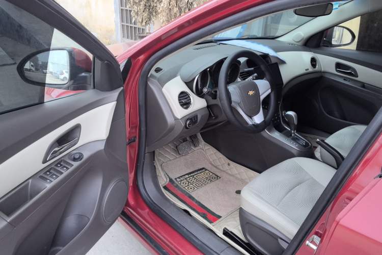 Used Chevrolet Cruze 2015 1.5L Classic SE AT
