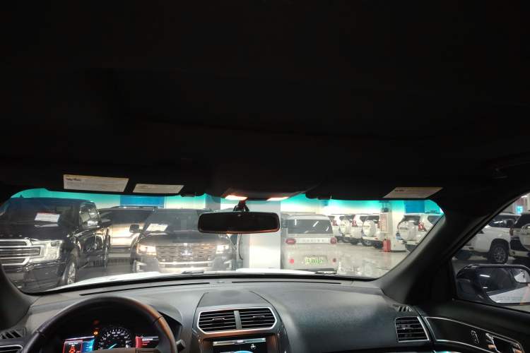 Used Ford Explorer (Import) 2016 2.3T Fashion Edition
