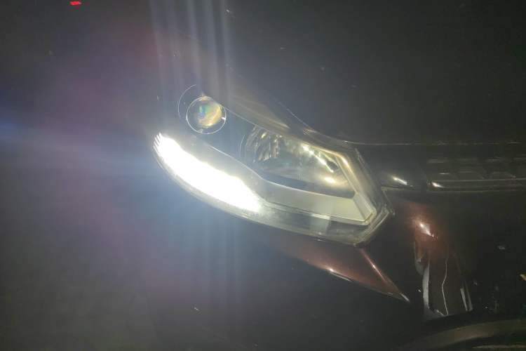 Used JMC Yusheng S350 2016 2.0T Automatic All-Wheel Drive Gasoline Ultra-Luxury 5-Seater