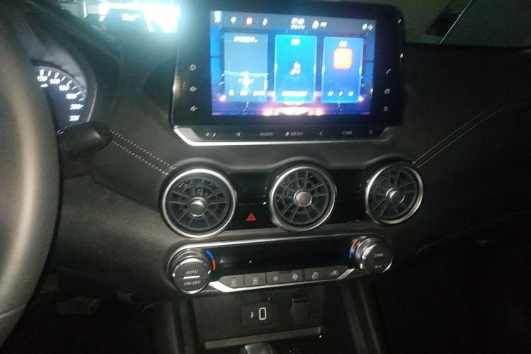 Used Nissan Sylphy 2022 1.6L XL CVT Enjoyment Edition Audio And AC Panel