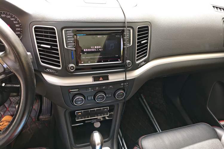 Used Volkswagen Sharan 2018 380TSI Comfort Edition 7-Seater
