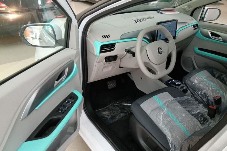 Used JMEV Ezi EV3 2025 Plus 330KM Comfort Version
