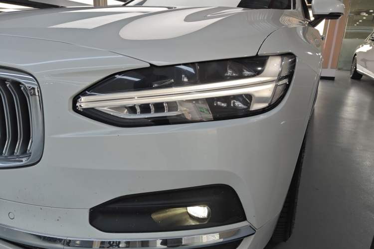 Used Volvo S90 2021 B5 Zhiyuan Luxury Edition
