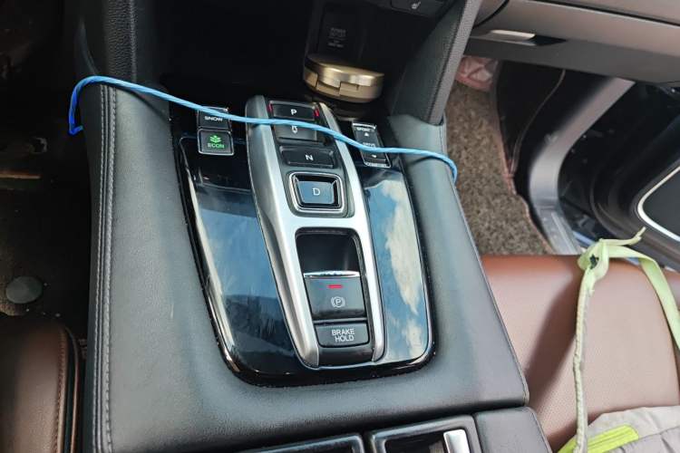 Used Honda UR-V 2017 370TURBO 2WD Prestige Edition China V
