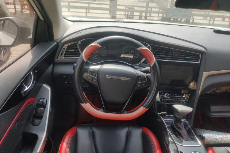 Used Venucia D60 2020 1.6L XL CVT Enjoyment Edition