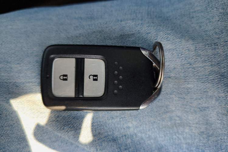 Used Honda Vezel 2015 1.8L CVT 2WD Luxury Model