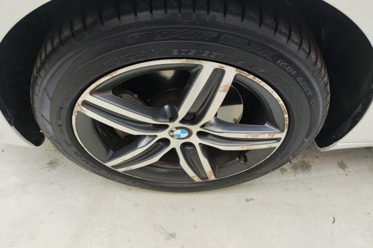 Used BMW 2 Series Active Tourer 2015 218i Sports Design Package Left Front Wheel Hub