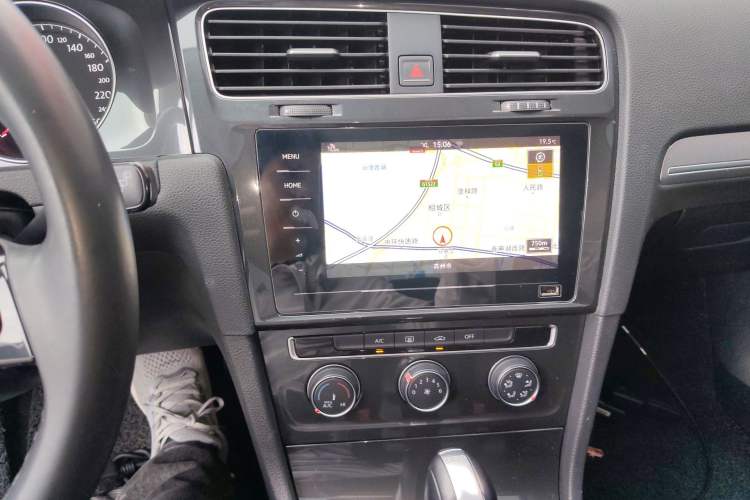 Used Volkswagen Golf 2020 280TSI DSG Comfort Version Audio And AC Panel