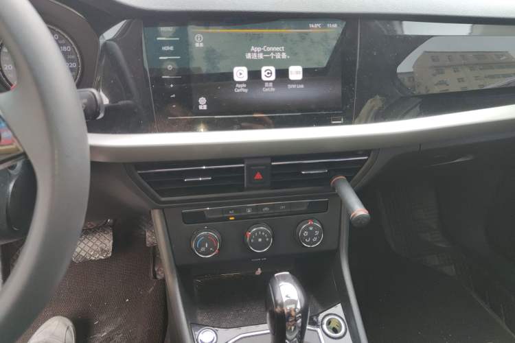 Used Volkswagen Lavida 2019 1.5L Automatic Comfort Edition China VI Standard
