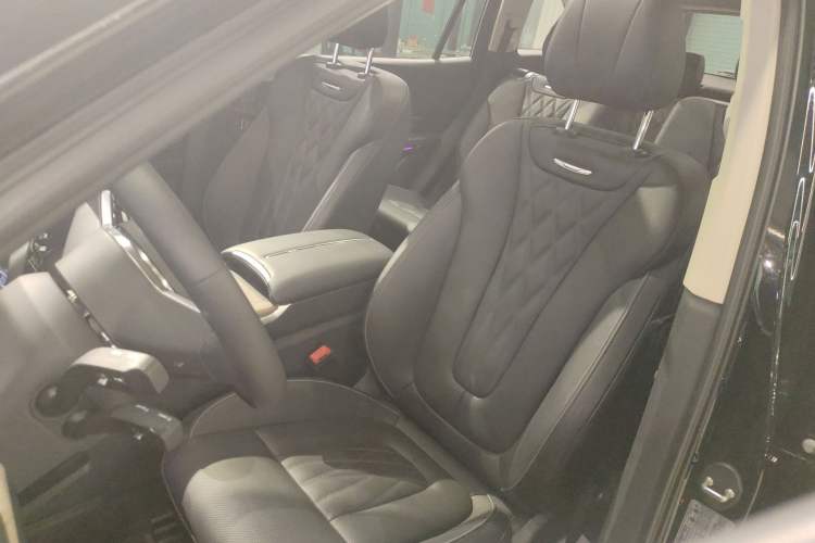 Used Hongqi HS7 2023 2.0T Automatic All-Wheel Drive Flagship Edition Six Seats