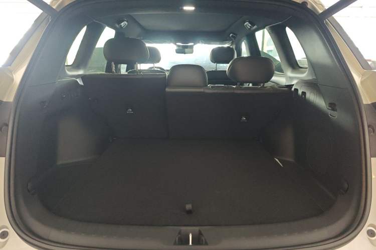 Used CHANGAN NEVO Q07 2025 215 Prestige Edition Trunk