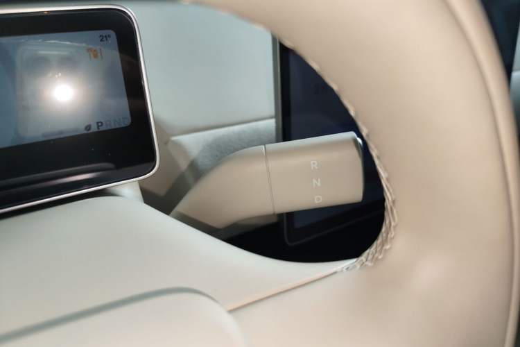 Used firefly firefly 2025 Illuminated Edition
