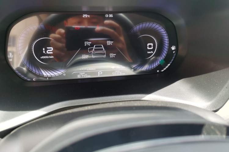 Used Geely Auto Emgrand 2022 4th Generation 1.5L CVT Luxury Model
