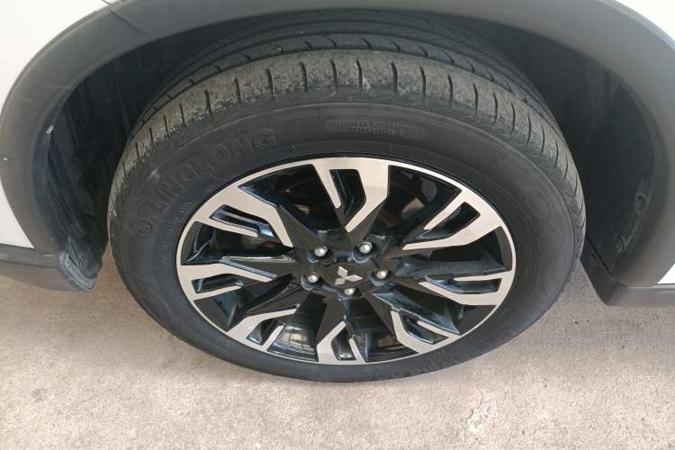 Used Mitsubishi Outlander 2019 2.0L Two-Wheel Drive Comfort Edition 5 Seats China VI Standard