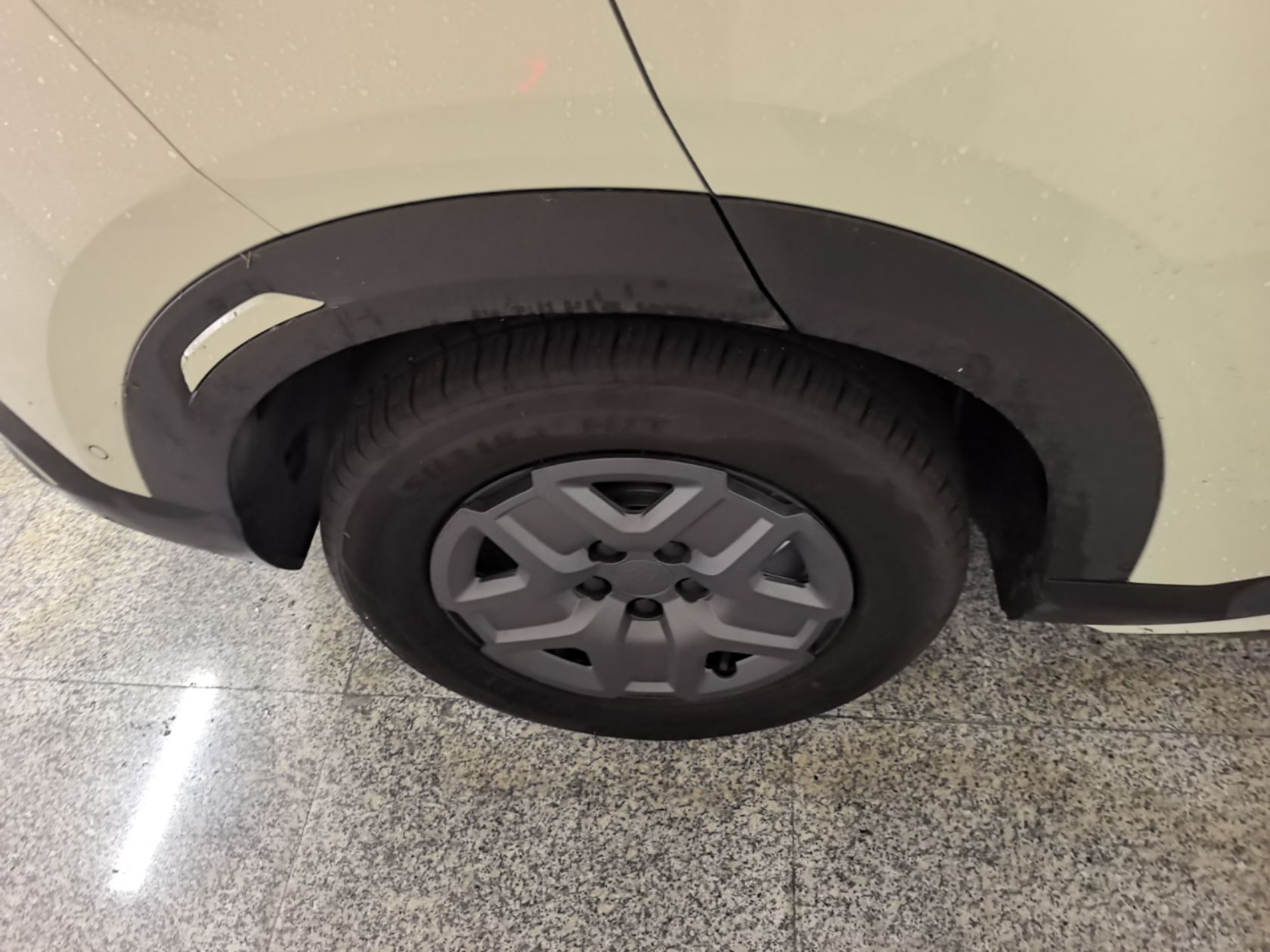 BYD Yuan UP 2025 Intelligent Driving Version 401 KM Dynamic Edition — снимка 11