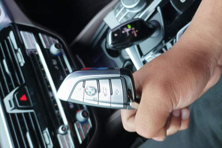 Used BMW 5 Series 2021 525Li M Sport Package