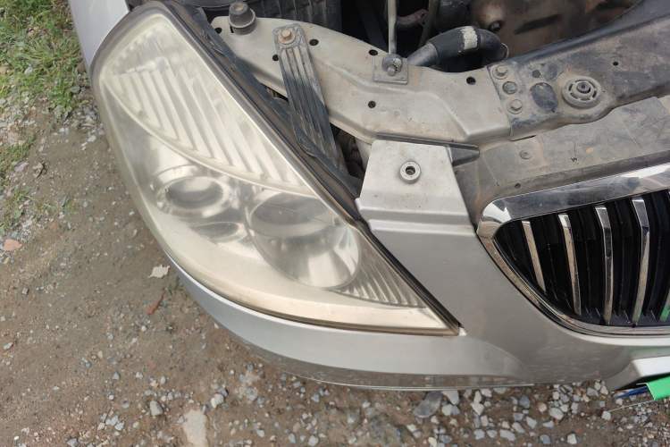 Used Buick Excelle 2008 1.6 LE-MT Navi Right Front Headlight