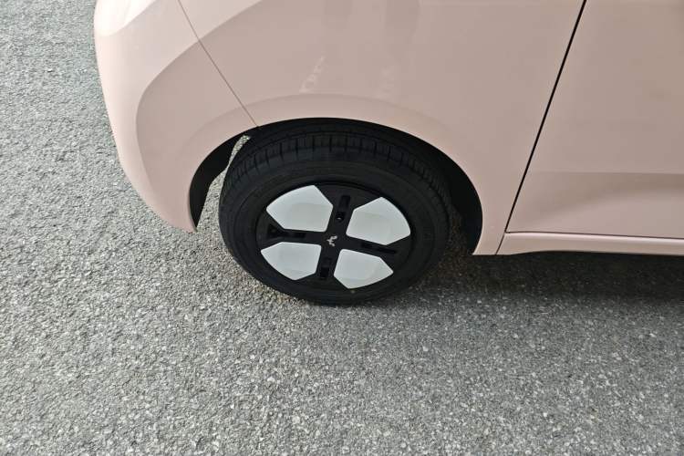 Used Wuling Hongguang MINIEV 2024 3rd Generation 215km Advanced Version