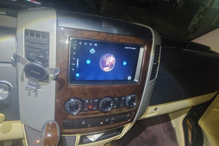 Used Mercedes-Benz Sprinter 2009 Enhanced Version Audio And AC Panel