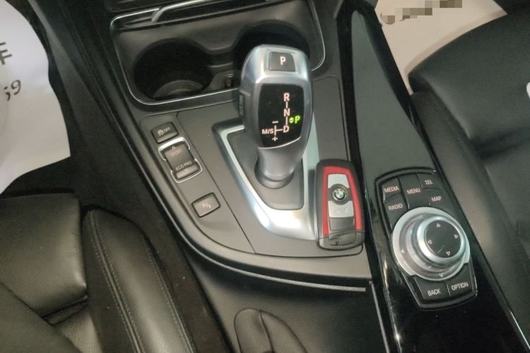 Used BMW 3 Series GT 2016 320i Design Package Edition Gear Lever