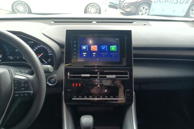 Used Toyota Avalon 2022 2.0L Ambition Edition Audio And AC Panel